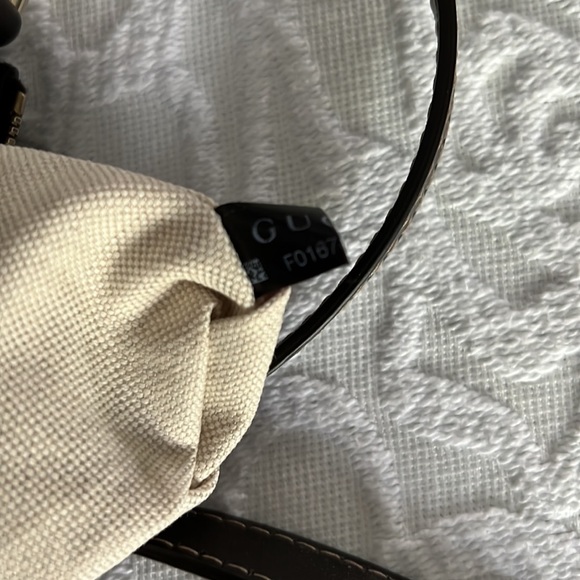 New Gucci purse with dust bag - Picture 14 of 15